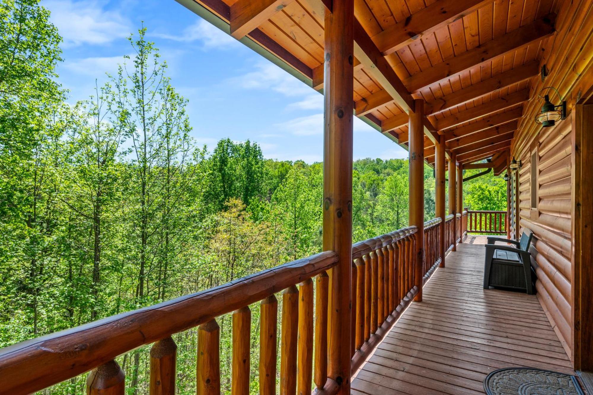 גטלינבורג Ridge View Lodge Nature And Mountain View - Hot Tub - Firepit - Yard - Games מראה חיצוני תמונה