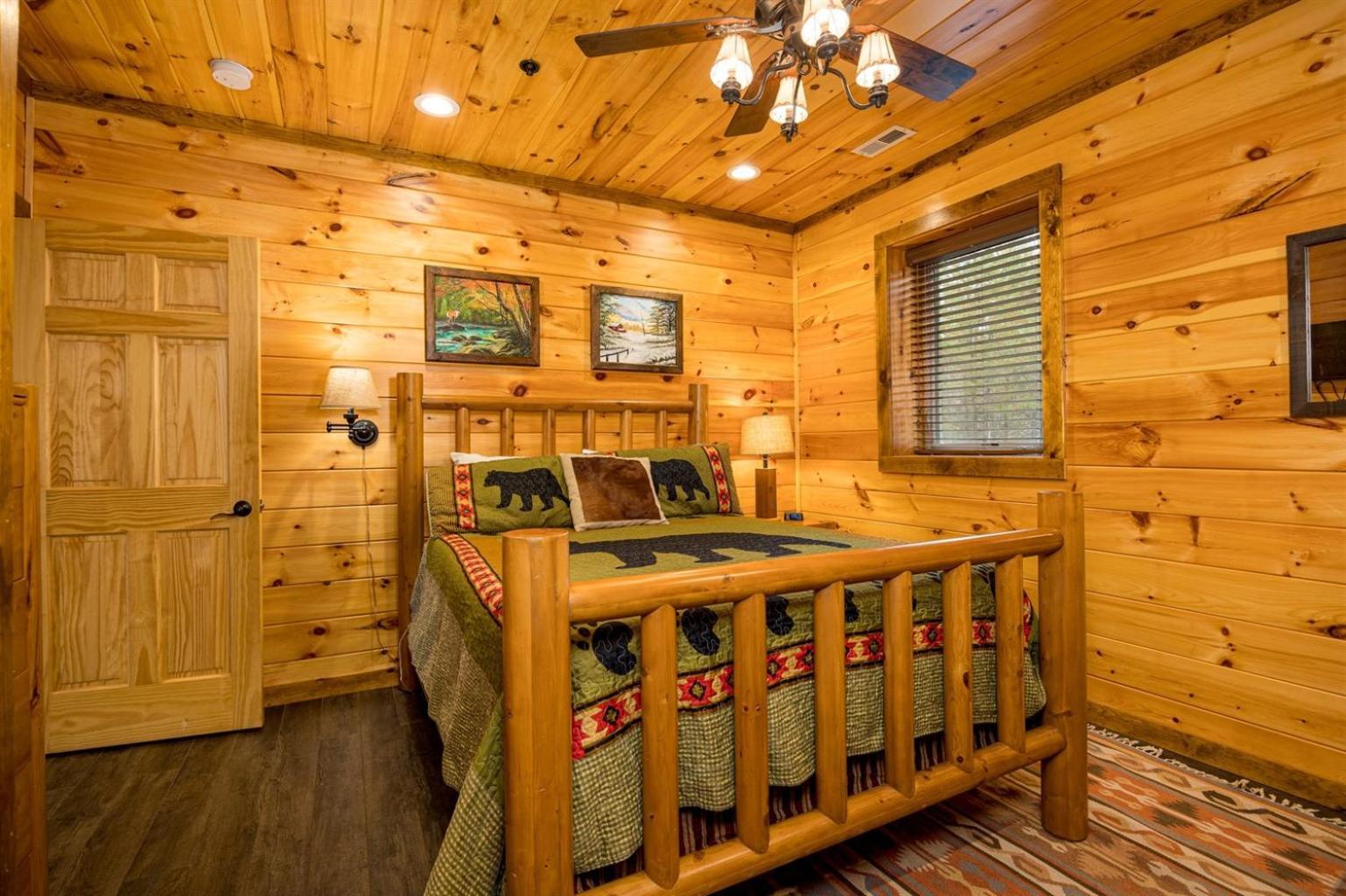 גטלינבורג Ridge View Lodge Nature And Mountain View - Hot Tub - Firepit - Yard - Games מראה חיצוני תמונה