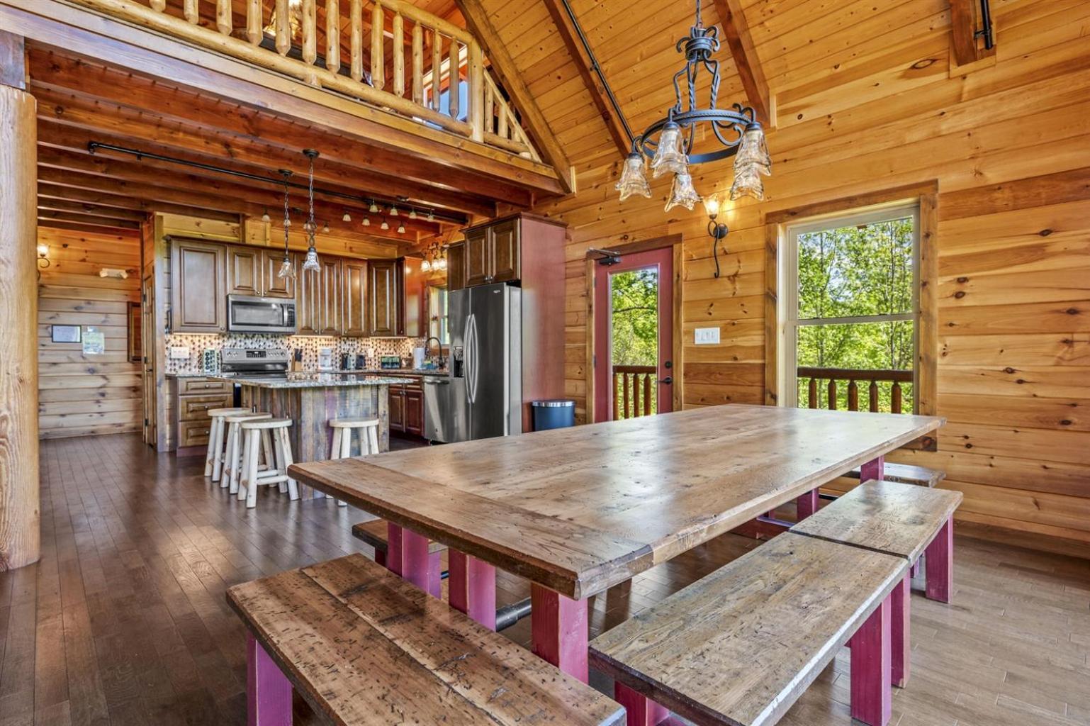גטלינבורג Ridge View Lodge Nature And Mountain View - Hot Tub - Firepit - Yard - Games מראה חיצוני תמונה