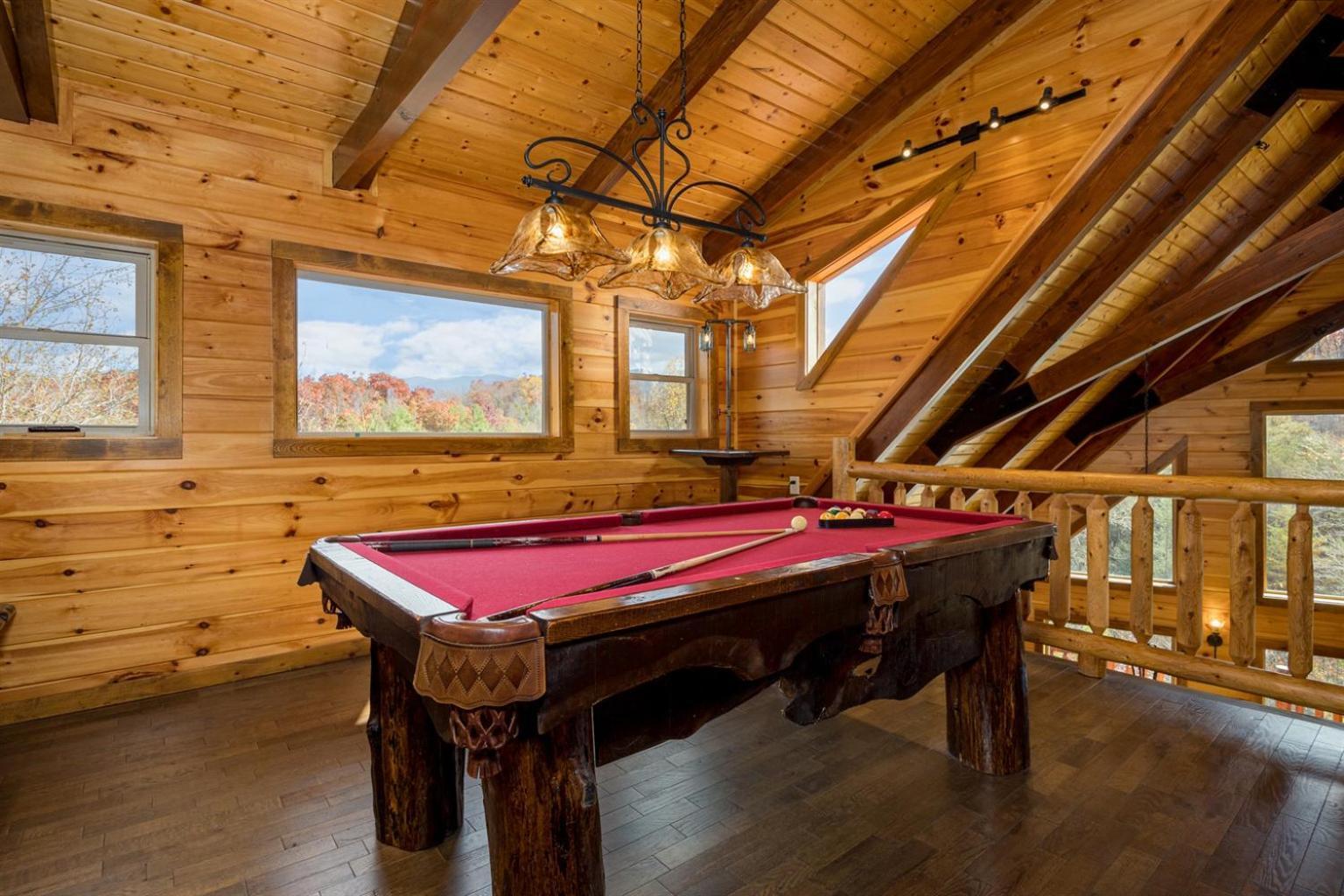 גטלינבורג Ridge View Lodge Nature And Mountain View - Hot Tub - Firepit - Yard - Games מראה חיצוני תמונה