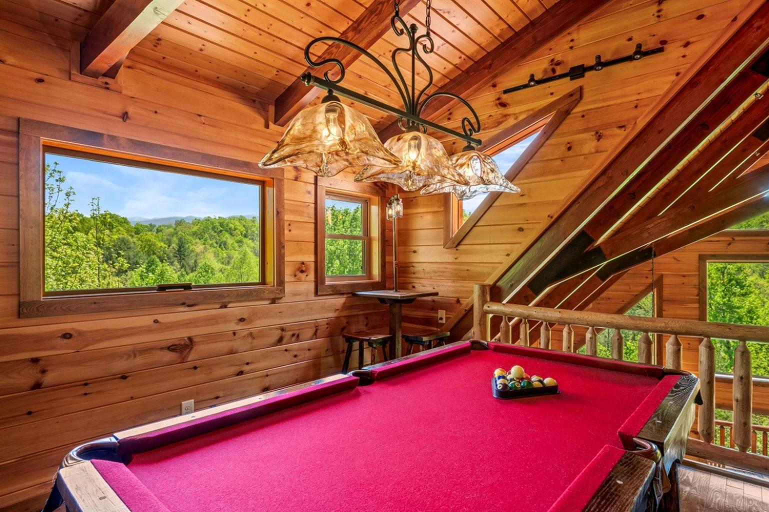 גטלינבורג Ridge View Lodge Nature And Mountain View - Hot Tub - Firepit - Yard - Games מראה חיצוני תמונה